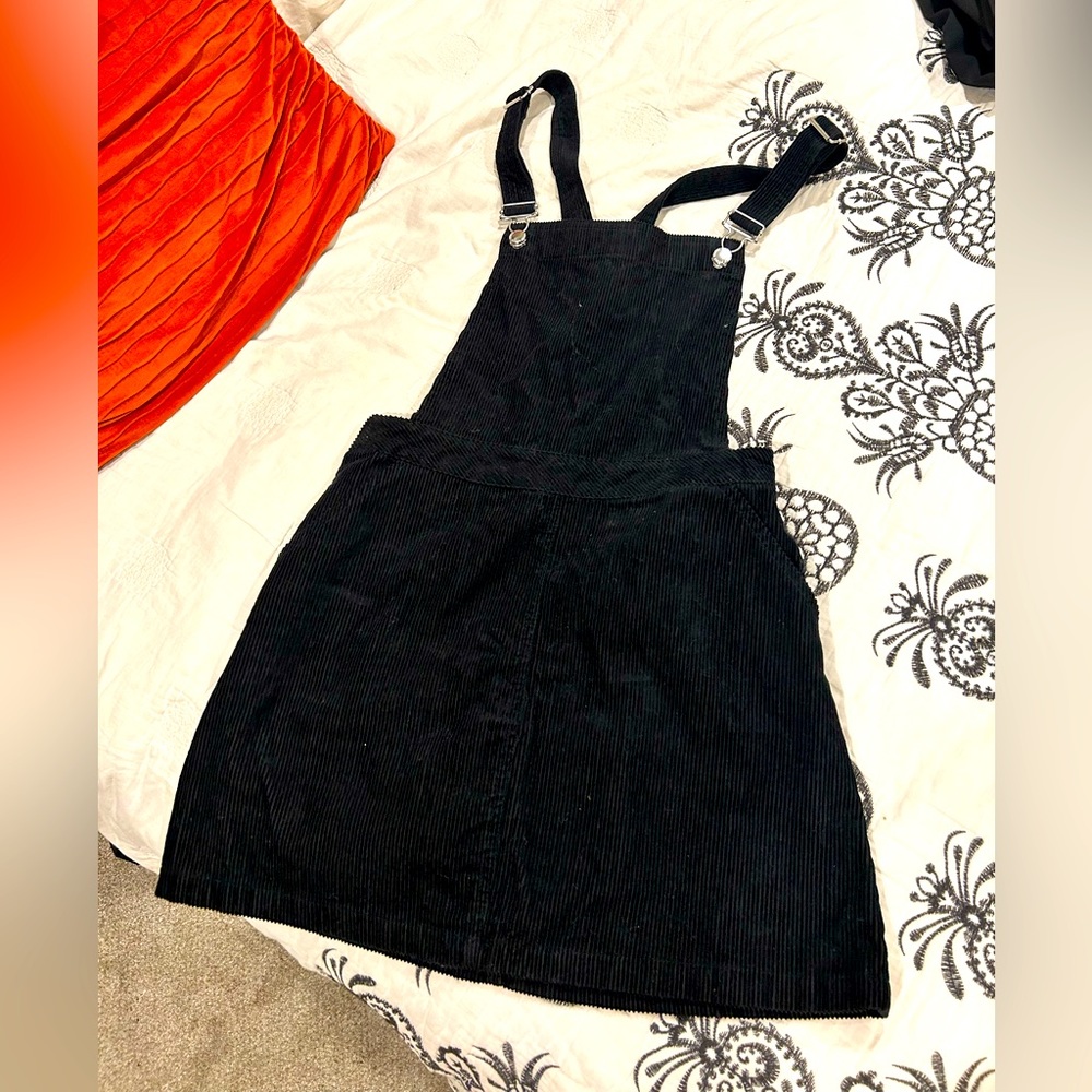 Corduroy overall dress in black